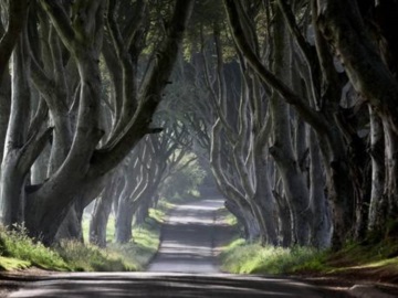 Μετά το Game of Thrones ο τουρισμός στη Βόρειος Ιρλανδία έχει αρχίσει να γνωρίζει χρυσές εποχές λόγω των θαυμαστών της σειράς