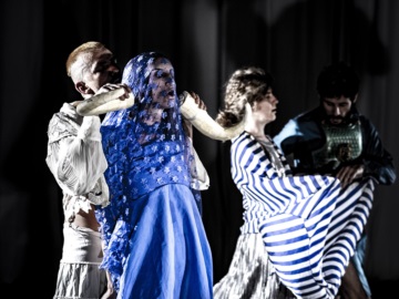 KAOS, μία εκρηκτική παράσταση για τις ρίζες μας από την ομάδα χορού Griffon στη Μικρή Επίδαυρο