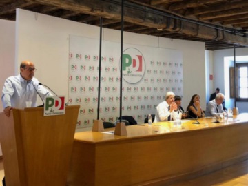 Ιταλία: H Κεντροαριστερά «καλοβλέπει» συμμαχία με τους Πεντάστερους
