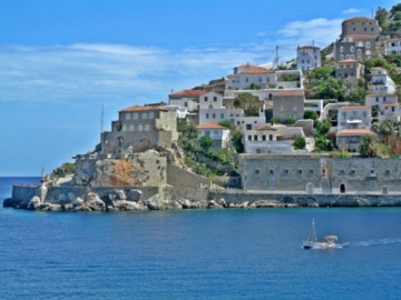 Η Ύδρα προβάλλεται στο διεθνή τύπο ως ένα από τα 5 καλύτερα ελληνικά νησιά