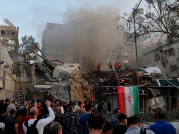 Οι ΗΠΑ λένε πως ο βομβαρδισμός στην πρεσβεία του Ιράν στη Συρία έγινε από το Ισραήλ