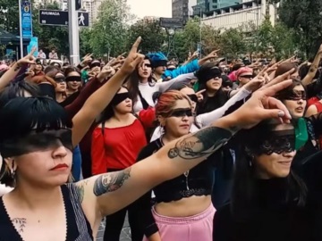 Χιλή: Χιλιάδες γυναίκες διαδήλωσαν εναντίον των βιασμών, της βίας και της καταπίεσης