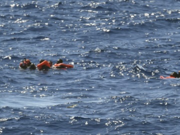 Τραγωδία με μετανάστες 13 ναυτικά μίλια ΝΔ των Παξών
