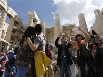 Η Αθήνα δημοφιλέστερος προορισμός στην Ελλάδα τον Ιούνιο