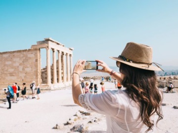 Η ύφεση του ελληνικού τουρισμού, ίσως έχει και συνέχεια