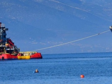 Ρουμουλκείται σε ασφαλές αγκυροβόλιο στην Κάλυμνο, φορτηγό πλοίο που έμεινε ακυβέρνητο λόγω μηχανικής βλάβης