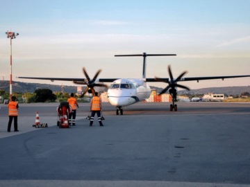 Υπουργείο Μεταφορών: Επιδοτούνται 12 άγονες αεροπορικές γραμμές με 24,6 εκατ. ευρώ