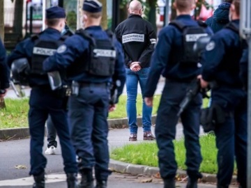 Ένοπλος αποκεφάλισε άνδρα σε προάστιο του Παρισιού