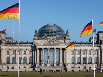 Γερμανός οικονομολόγος: Κίνδυνος σοβαρής τραπεζικής κρίσης στη Γερμανία το 2021