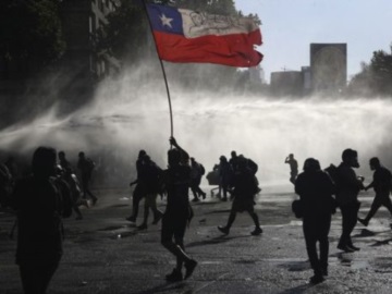 Η Χιλή ξαναγράφει το σύνταγμά της, πρώτη φορά μετά τη δικτατορία Πινοσέτ