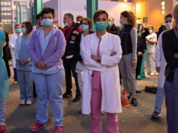Κικίλιας: Προσλαμβάνονται 300 μόνιμοι γιατροί σε ΜΕΘ, επιτάσσονται ιδιωτικές κλινικές 