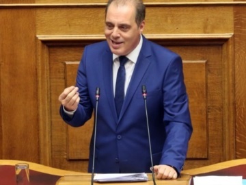 Κυρ. Βελόπουλος: Στείρα αντιπαράθεση γιατί δεν ακούγονται ουσιαστικές προτάσεις