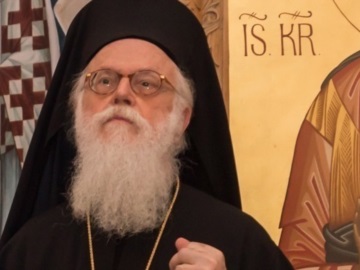 Σε ΜΕΘ του «Ευαγγελισμού» νοσηλεύεται ο Αρχιεπίσκοπος Αλβανίας Αναστάσιος 