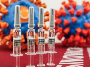 ΗΠΑ-Covid-19: Οι πρώτοι εμβολιασμοί αναμένονται πριν από τα μέσα Δεκεμβρίου