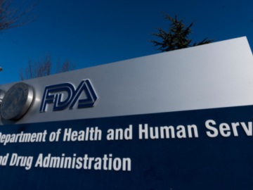 Κορωνοϊός -ΗΠΑ: Η επιτροπή εμπειρογνωμόνων εισηγήθηκε στην FDA την έγκριση του εμβολίου της Pfizer