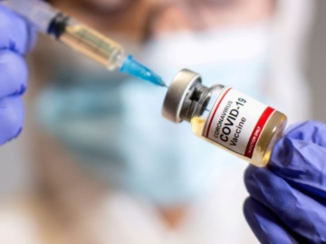 Περιστατικό αλλεργικής αντίδρασης στο εμβόλιο - Τι είπε ο Γενικός Γραμματέας του υπουργείου Υγείας