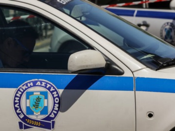 Συνελήφθη 23χρονος ημεδαπός για ληστείες σε καταστήματα στην περιοχή του Πειραιά