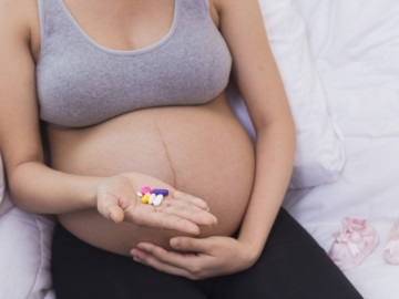 Μερικά αντιβιοτικά, όταν χορηγούνται στην αρχή της εγκυμοσύνης, αυξάνουν τον κίνδυνο γέννησης παιδιού με σοβαρές ανωμαλίες