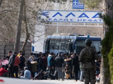 Η Τουρκία στέλνει διαρκώς μετανάστες στα σύνορα με Ελλάδα -Τουλάχιστον 1.500 στον Έβρο 