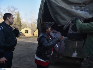 Ρωσία: Η Τουρκία προσπαθεί να εξωθήσει 130.000 άτομα στα ελληνικά σύνορα