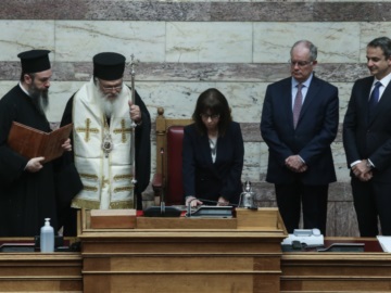 Ορκίστηκε νέα ΠτΔ η Αικατερίνη Σακελλαροπούλου -Παράδοση-παραλαβή στο Προεδρικό