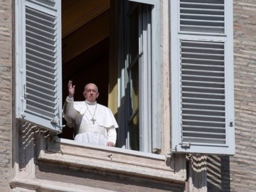 Πάπας για κορονοϊό: Είναι η απάντηση της φύσης στην κλιματική αλλαγή