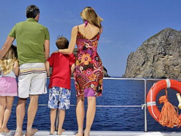 Έρευνα: Σχεδόν οι μισοί Έλληνες σχεδιάζουν να κάνουν καλοκαιρινές διακοπές