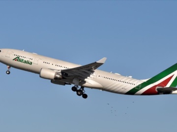 Η ιταλική κυβέρνηση εθνικοποιεί την Alitalia 