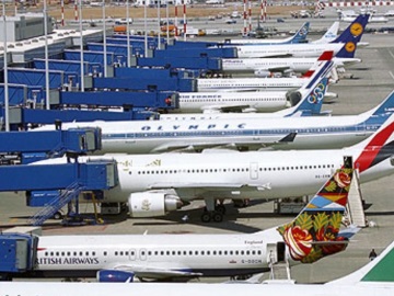 Βloomberg: «Ενεση» 85 δισ. δολάρια στις αεροπορικές εταιρείες