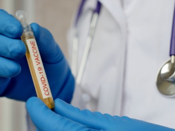 Τσιόδρας: Ισως στο τέλος του έτους να έχουμε το εμβόλιο του κορονοϊού- Πού βρίσκονται οι έρευνες