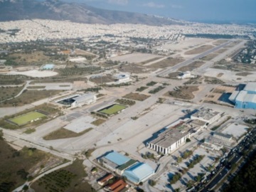 Eλληνικό: Με τις μπουλντόζες της Ιντρακάτ ξεκινούν οι κατεδαφίσεις των κτιρίων στο πρώην αεροδρόμιο