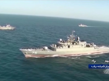 Τραγωδία στο Ιράν: Φρεγάτα βύθισε πλοίο στη διάρκεια άσκησης (βίντεο)- Φόβοι για νεκρούς