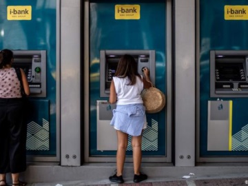 Handelsblatt: Ο κορωνοϊός βλάπτει τις ελληνικές τράπεζες