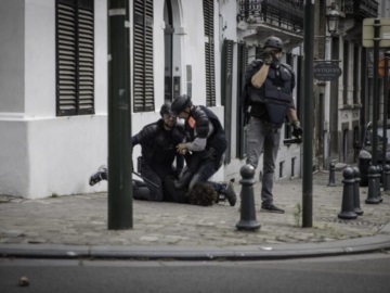 Οργή στο Βέλγιο για περιστατικό αστυνομικής βίας εναντίον εφήβου