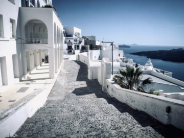 Αποκαρδιωτική εικόνα σε παραδοσιακούς τουριστικούς προορισμούς της Ελλάδας 