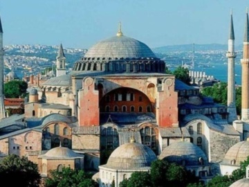 Αγία Σοφία: Τα τουρκικά ΜΜΕ προεξοφλούν ότι θα γίνει τζαμί