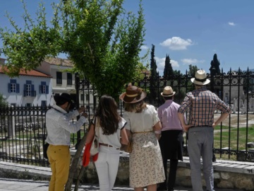 Η Ελλάδα κύρια επιλογή των λίγων Ιταλών που θα κάνουν φέτος διακοπές στο εξωτερικό