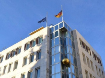 Γερμανική Πρεσβεία: Ισχυροί εταίροι και χωρίς ΔΕΘ - Ρεπορτάζ του Κώστα Αργυρού