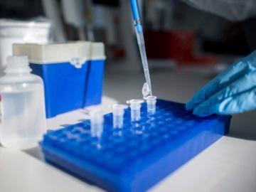 Γερμανία: Η Curevac προβλέπει ότι έως τα τέλη του έτους θα μπορεί να παράγει σε κλίμακα το εμβόλιό της κατά της COVID-19