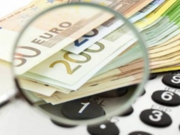“Φέσια” δημοσίου σε ιδιώτες – Έφθασαν τα 2,45 δισ. ευρώ στα τέλη Ιουλίου