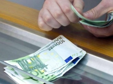 Αυξήθηκαν κατά 3,1 δισ. ευρώ οι καταθέσεις το Νοέμβριο