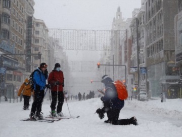 Ισπανία: Τρεις νεκροί από τη χιονοθύελλα, σε &quot;κόκκινο συναγερμό&quot; πέντε περιφέρειες της χώρας