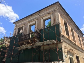 Κ. Μπακογιάννης: Αποκτούν «ζωή» δεκάδες κτίρια-κοσμήματα που είχαν αφεθεί στη μοίρα τους