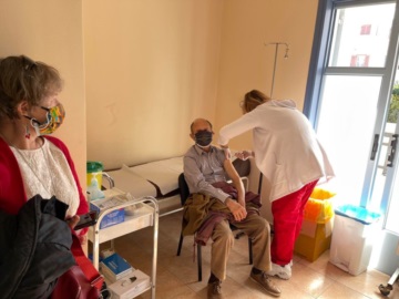 Covid19: Ξεκίνησε ο εμβολιασμός ηλικιωμένων στο Πολυδύναμο Περιφερειακό Ιατρείο Πόρου