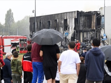 Μιλάνο: Ιδιωτικό αεροσκάφος κατέπεσε δίπλα σε σταθμό του μετρό - Έξι νεκροί