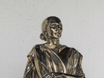 Την Παρασκευή θα γίνουν τα αποκαλυπτήρια του αγάλματος της Μαρίας Κάλλας στην Διονυσίου Αεροπαγίτου 