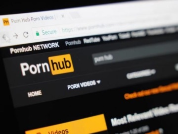 Έπεσε το Facebook… «σηκώθηκε» το Pornhub: Το 6ωρο κρασάρισμα έστειλε χρήστες στο πορνό!