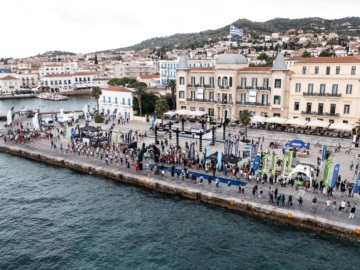 Το 10ο επετειακό Spetses Mini Marathon είναι γεγονός (φωτογραφίες)