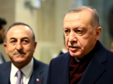 Τουρκία – Ο Τσαβούσογλου απείλησε με παραίτηση τον Ερντογάν – Το παρασκήνιο με τους πρέσβεις