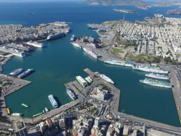 Λιμάνι Πειραιά: Κοινή επιστολή 22 παραγωγικών φορέων για εργασιακή ειρήνη 